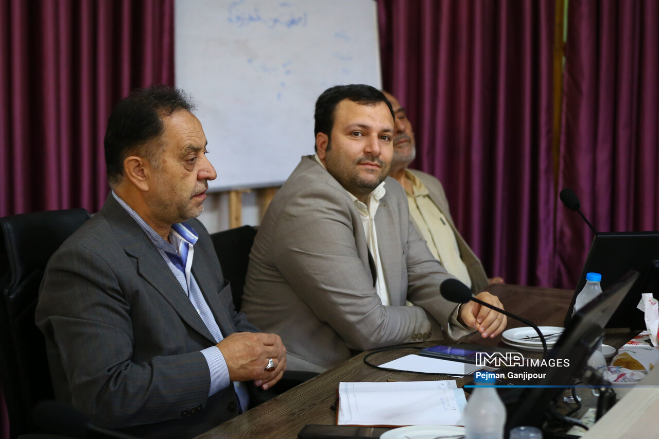 نشست مشترک شورای هیئات مذهبی با شهردار اصفهان