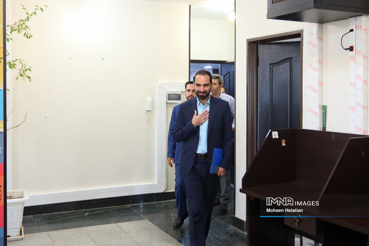 بازدید شهردار منطقه 4 اصفهان از خبرگزاری ایمنا