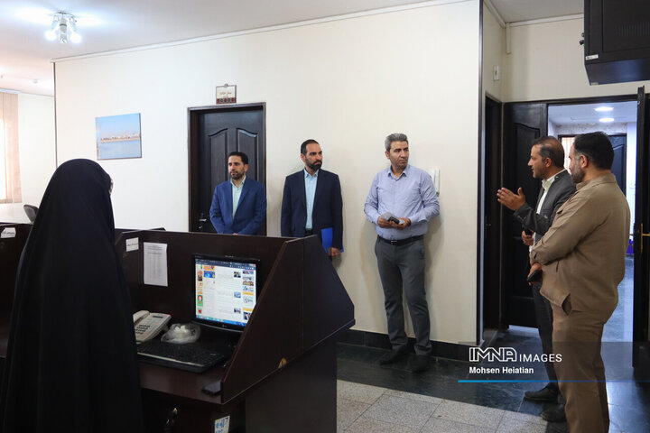 بازدید شهردار منطقه 4 اصفهان از خبرگزاری ایمنا
