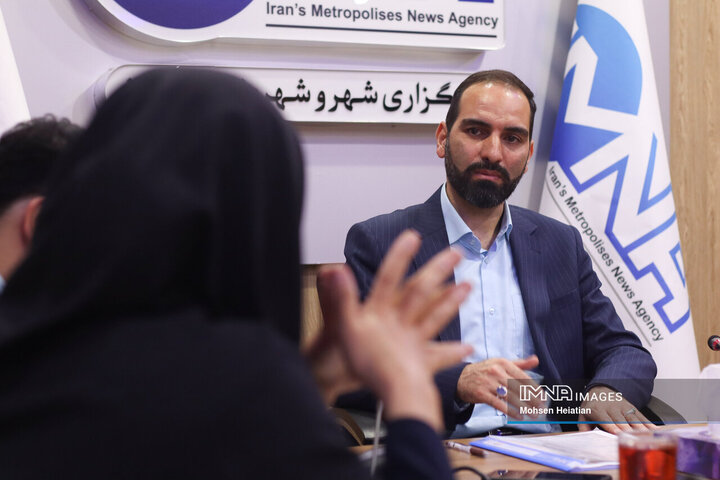 بازدید شهردار منطقه 4 اصفهان از خبرگزاری ایمنا