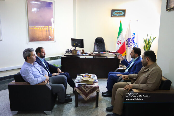 بازدید شهردار منطقه 4 اصفهان از خبرگزاری ایمنا