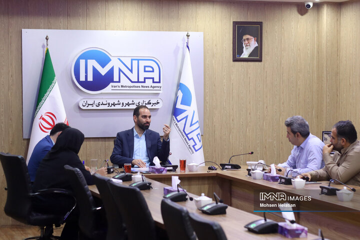 بازدید شهردار منطقه 4 اصفهان از خبرگزاری ایمنا