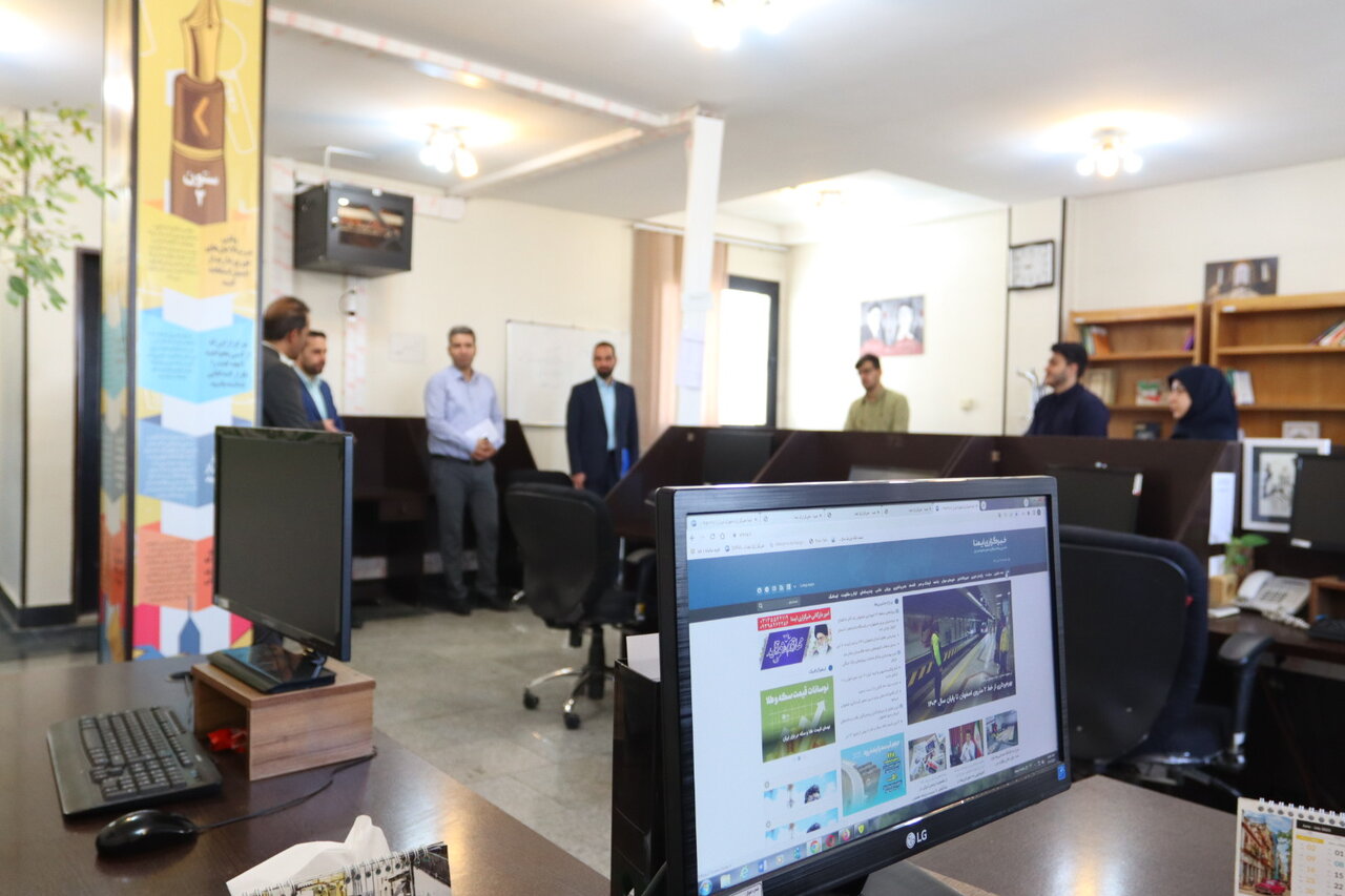 بازدید مدیر منطقه ۴ شهرداری اصفهان از خبرگزاری ایمنا