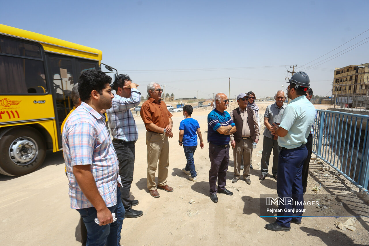 پیشکسوتان هوانیروز مهمان «دور اصفهان در ۸۰ روز»