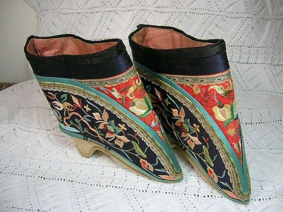 پاشکنی، رسم دردناک زنان چین باستان برای زیبایی