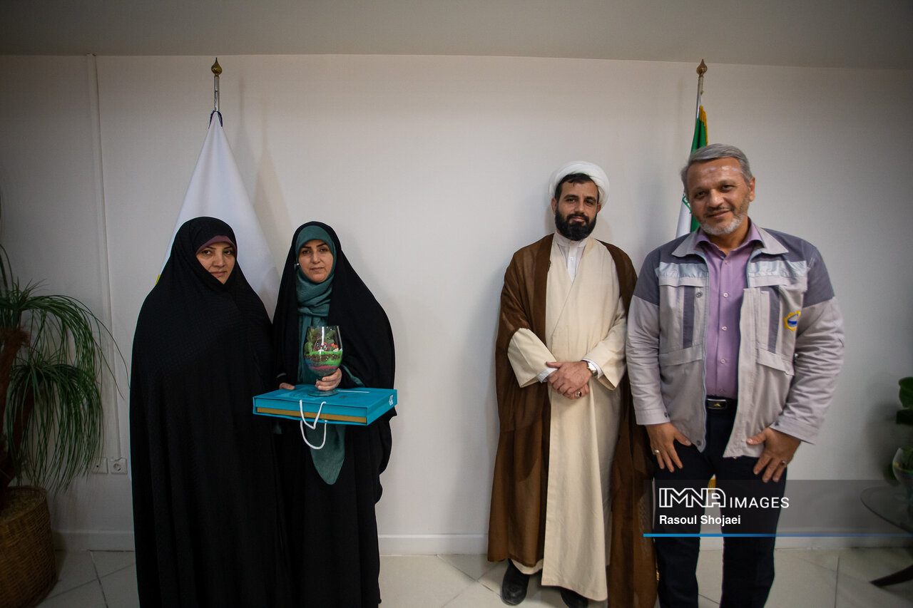 اجرای طرح مهمانداران در ۳ ایستگاه متروی اصفهان