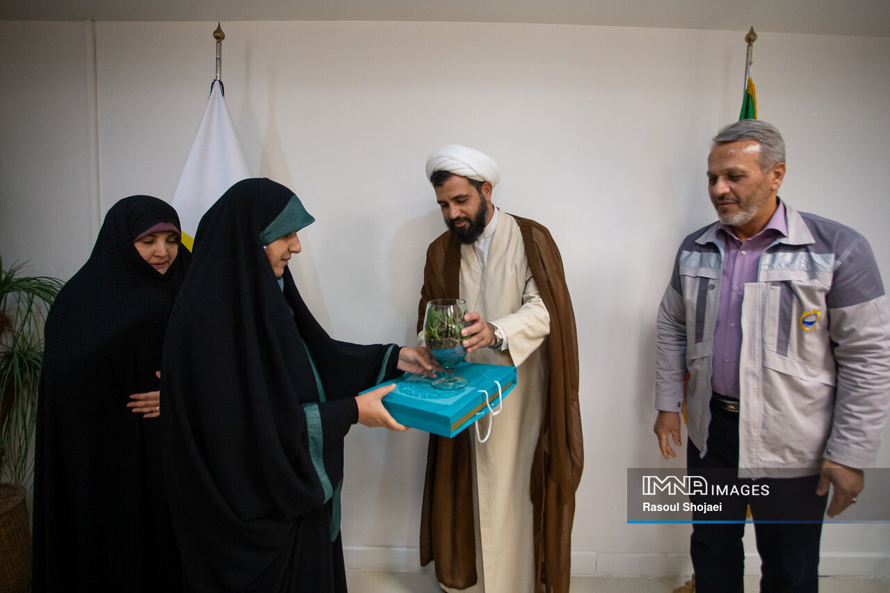 اجرای طرح مهمانداران در ۳ ایستگاه متروی اصفهان