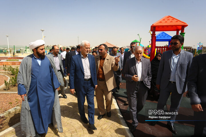 افتتاح پروژه‌های منطقه ۱۴ شهرداری اصفهان