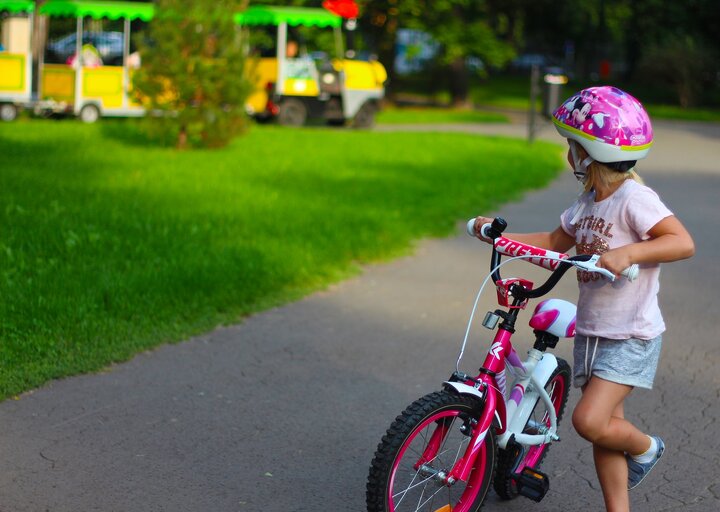 حمایت فرانسه از دوچرخه‌سواری کودکان با صدور گواهی‌نامه