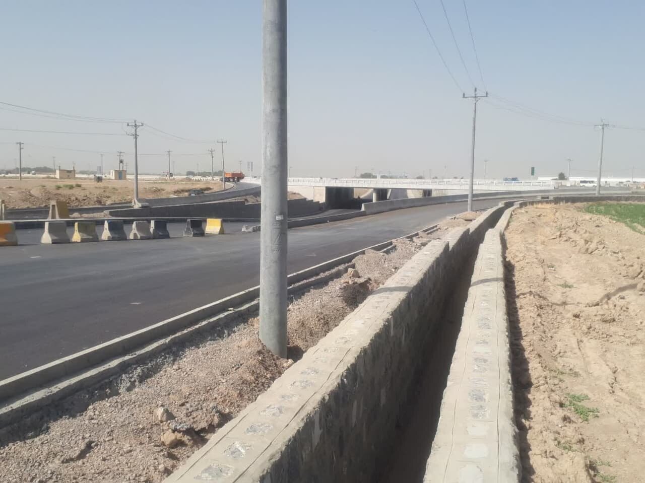 زیرگذر بهاران به محور رویان، آماده بهرهبرداری است