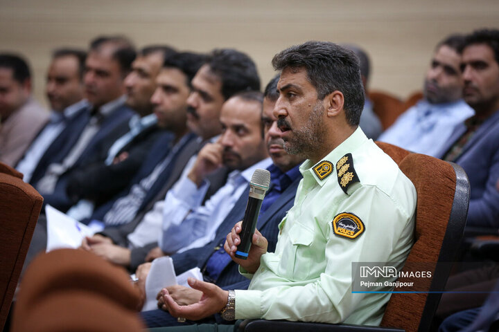 شورای اداری مشترک استان در اردستان