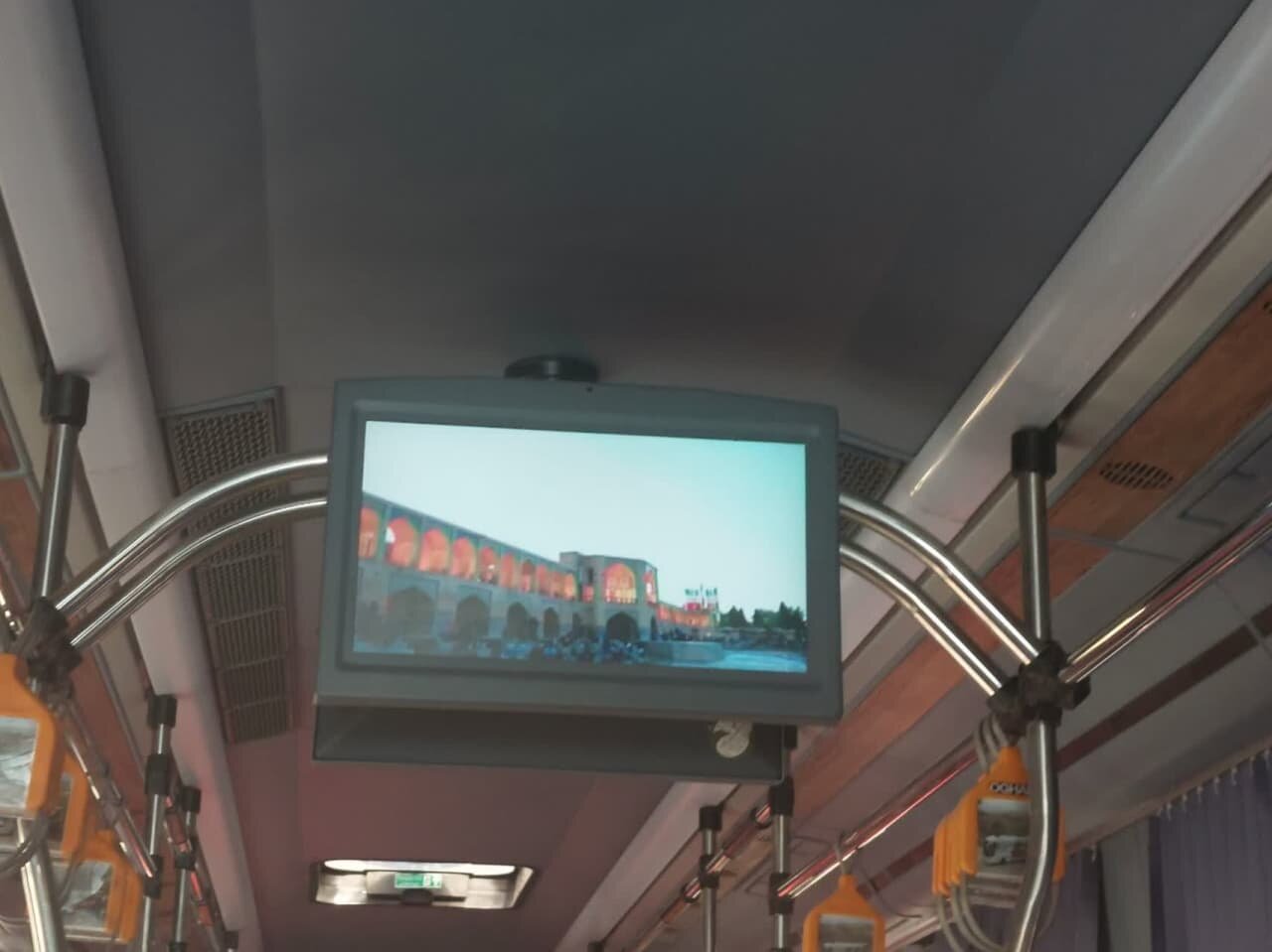 روایت ایمنا از اتوبوسهای گردشگری در روز عید غدیر