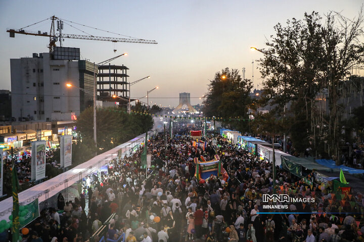 Iran marks Eid al-Ghadir with 10-km party
