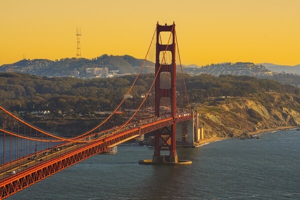 جهان در انتظار رخدادهای شدید آبوهوایی /نصب پنلهای خورشیدی بر فراز کوههای آلپ