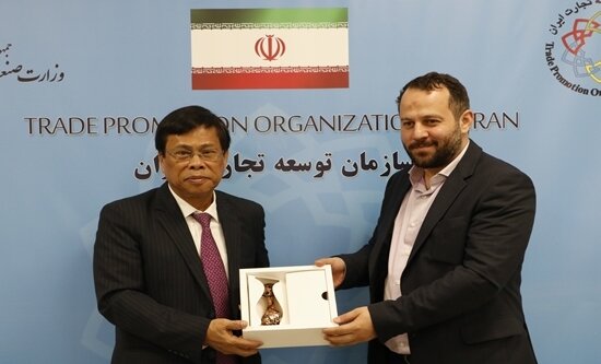 رایزنی برای توسعه روابط تجاری ایران و ویتنام