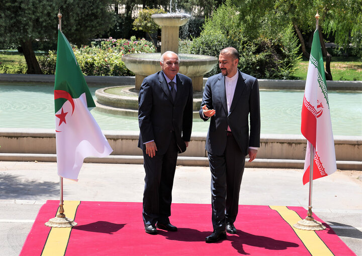 ایران و الجزایر دوست روزهای سخت یکدیگرند