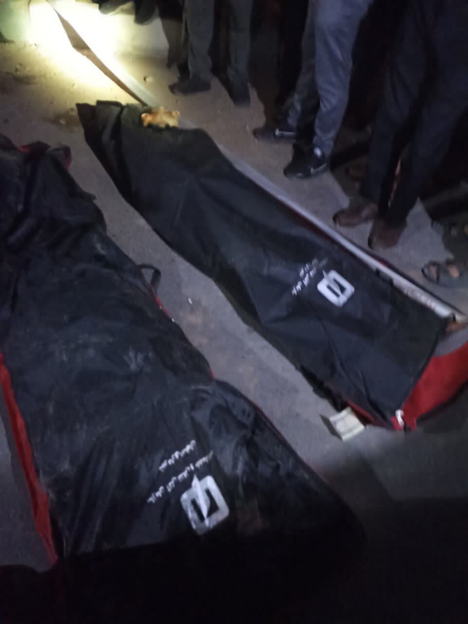 تصادف خونین سمند با تیر چراغ برق / ۲ نفر کشته و ۲ کودک مصدوم شدند + عکس