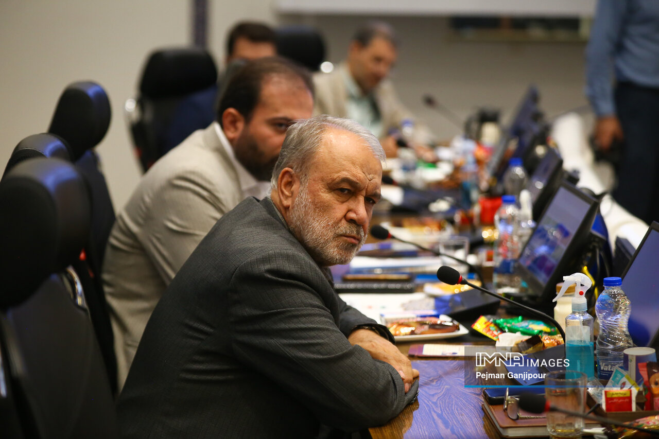 تصویب اساسنامه اصلاحی سازمان حملونقل ریلی شهرداری/ ایجاد حساب مالی برای کمک به آب اصفهان