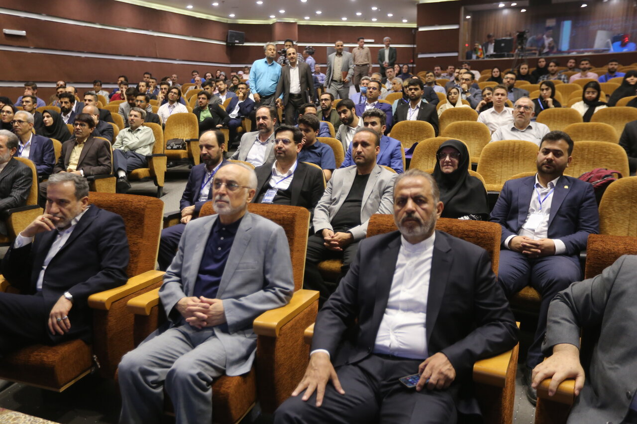 نخستین کنگره بین‌المللی دیپلماسی ملل در اصفهان آغاز شد