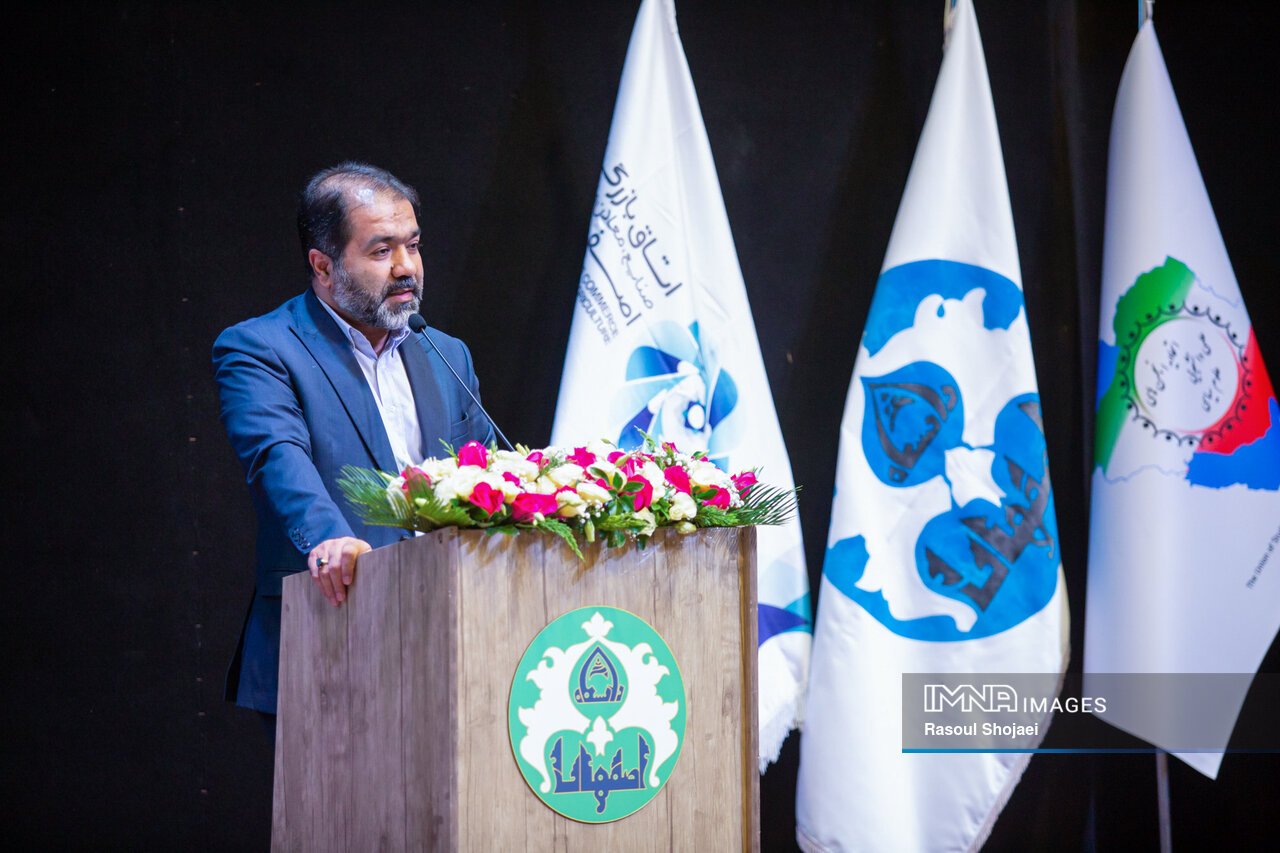 مراسم افتتاحیه نخستین کنگره بین المللی دیپلماسی ملل در اصفهان برگزار شد