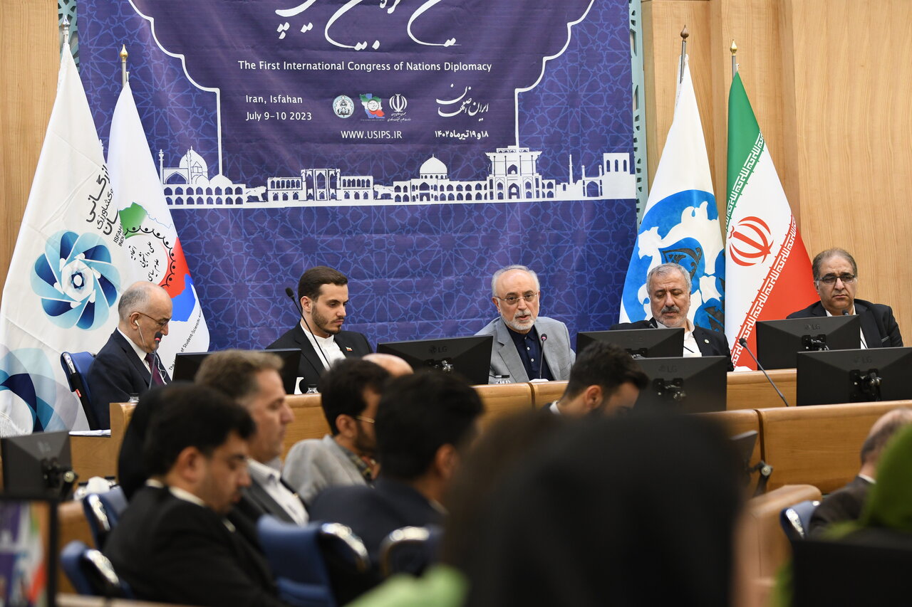پنل تخصصی دیپلماسی علمی در دانشگاه اصفهان برگزار شد