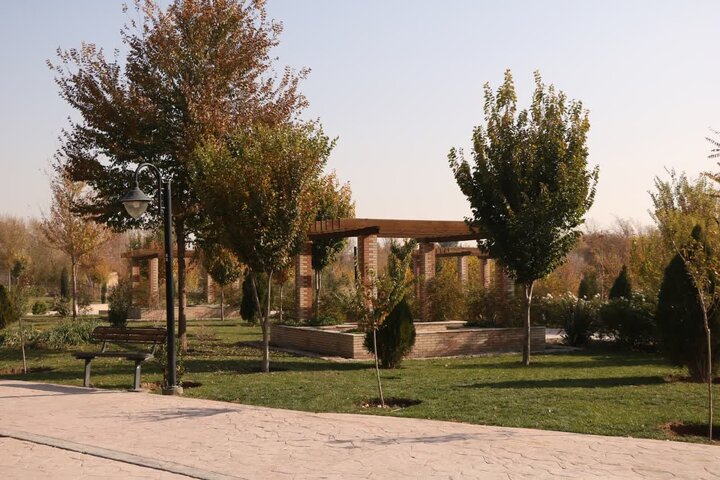 ساخت مخزن بتنی آب با ظرفیت هزار متر مکعب در بوستان مهر