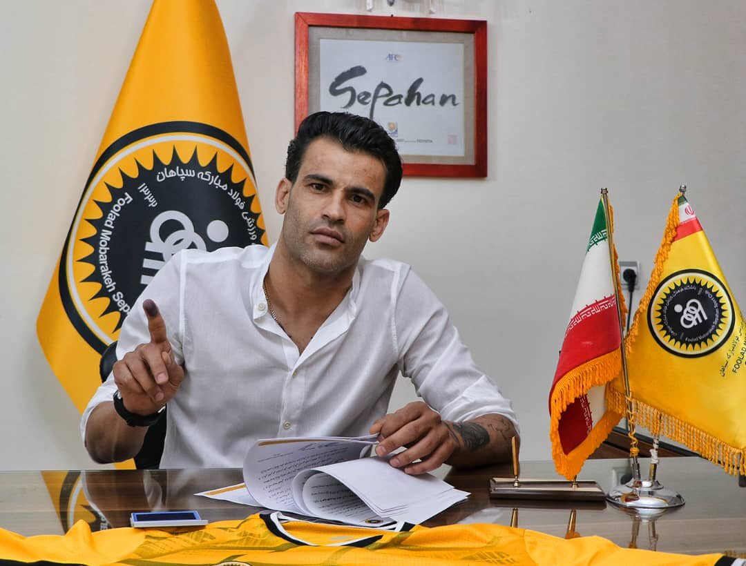 آلکثیر به جمع طلاییپوشان اضافه شد+ عکس