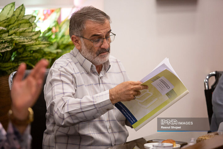 احمدرضا مصور رئیس کمیسیون پایش و نظارت بر مصوبات شورای اسلامی شهر