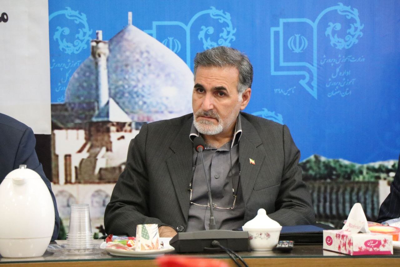 برگزاری مسابقات فوتسال بالای ۴۰ سال فرهنگیان کشور به میزبانی اصفهان