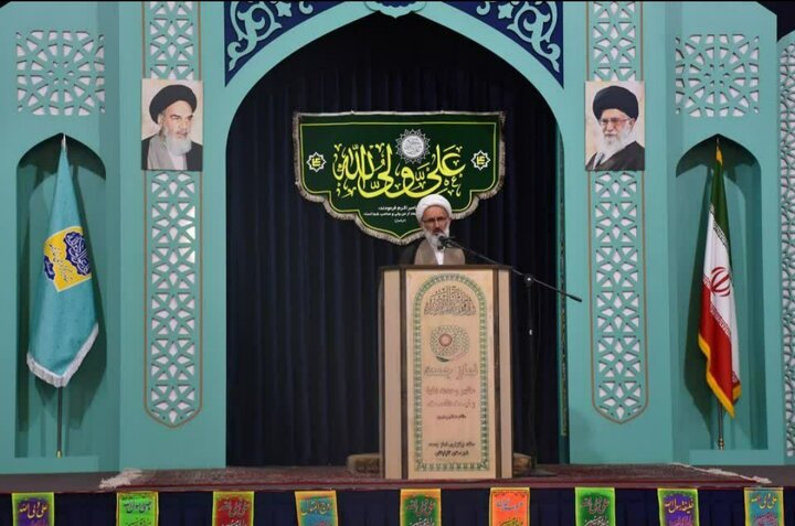 دشمن به دنبال  بحران‌سازی برای نظام جمهوری اسلامی است