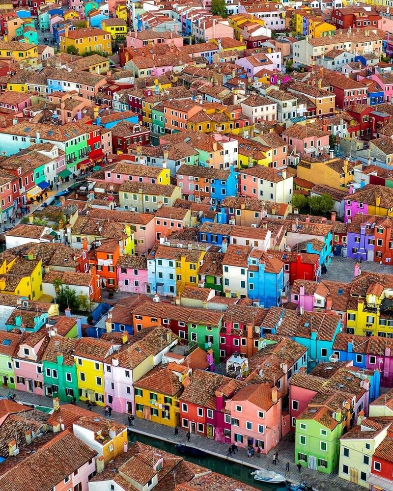 نقش رنگ در طراحی شهری + شهرهای رنگی جهان