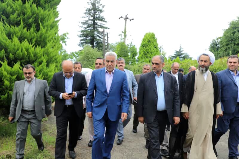 قول مساعد وزیر برای پیگیری مشکلات کشاورزان/ وزارت کشاورزی به آبزیپروری نگاه ویژه دارد