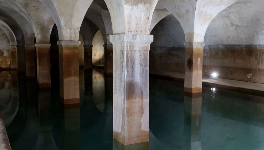 استفاده از آب قنات و درختکاری در ایستگاهها برای کاهش گرما