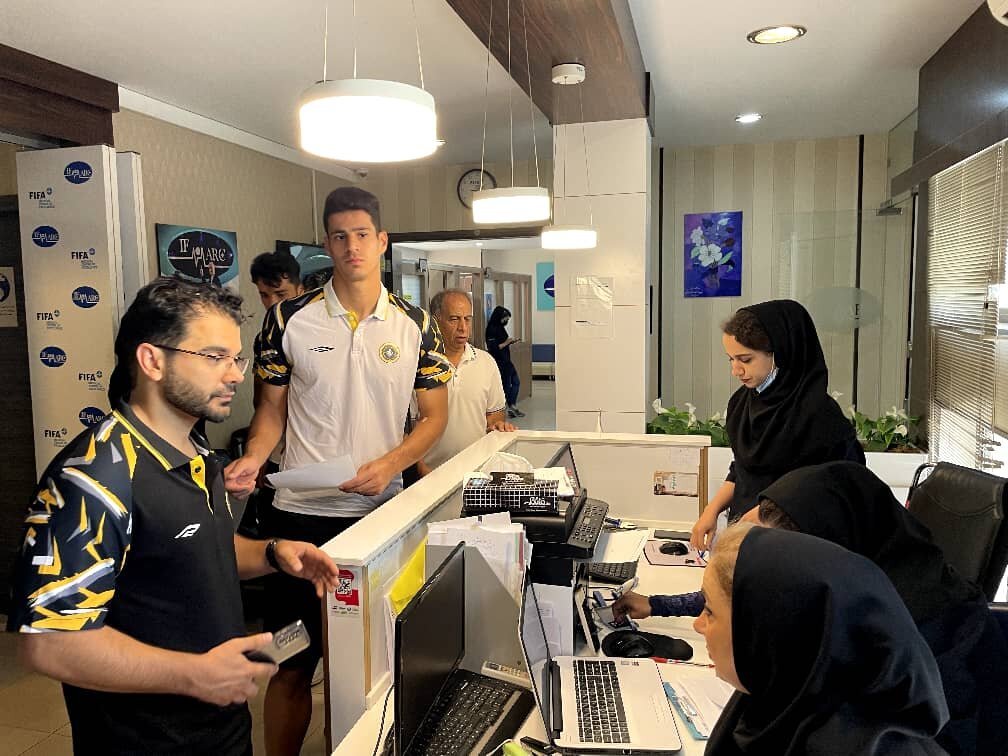 تیم فوتبال سپاهان به ایران بازگشت + عکس