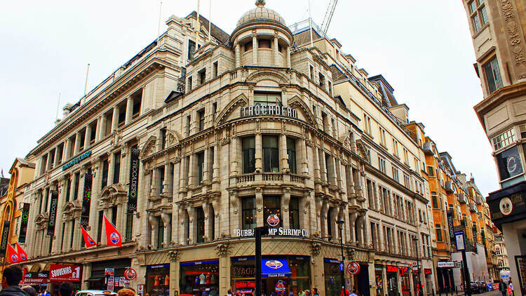 معروفترین ساختمان نمادین لندن، مسجد میشود