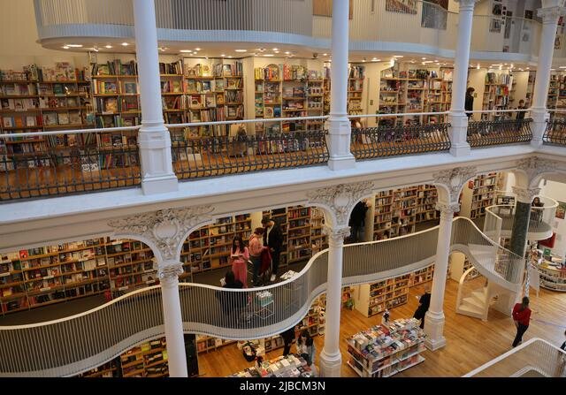 چرا خرید کتاب دست دوم این روزها رونق گرفته است؟