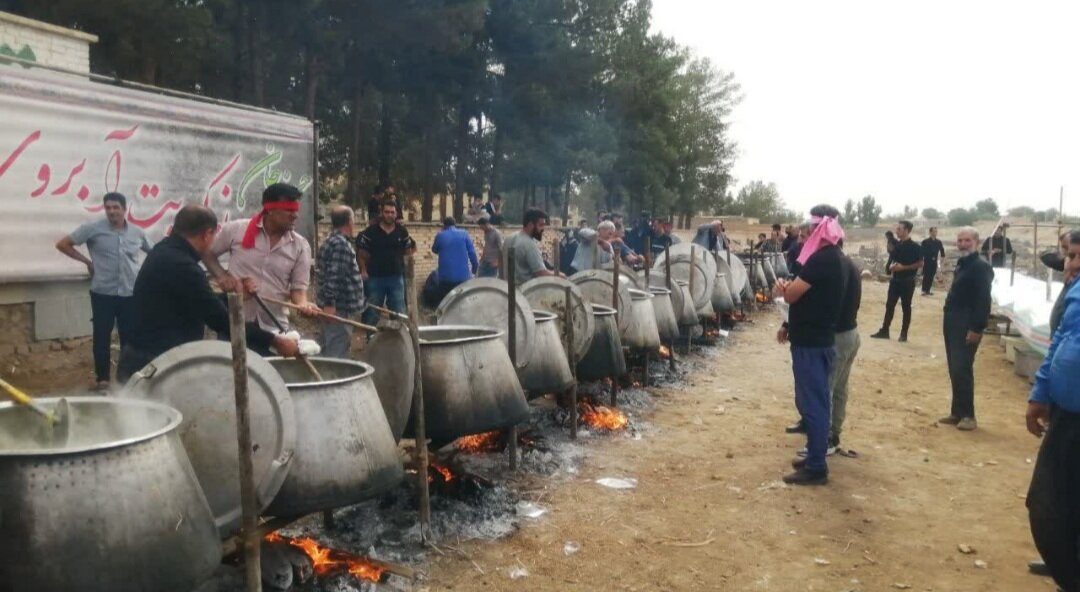 برگزاری مراسم شیرخوارگان حسینی در نطنز