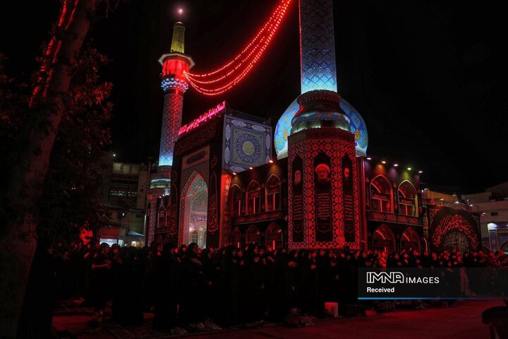 عزاداری شب پنجم محرم در امامزاده صالح(ع) تجریش