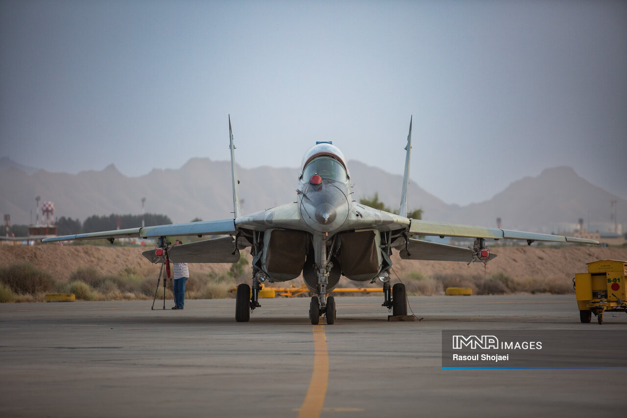 تیزپروازان ارتش, بر فراز آسمان امن ایران