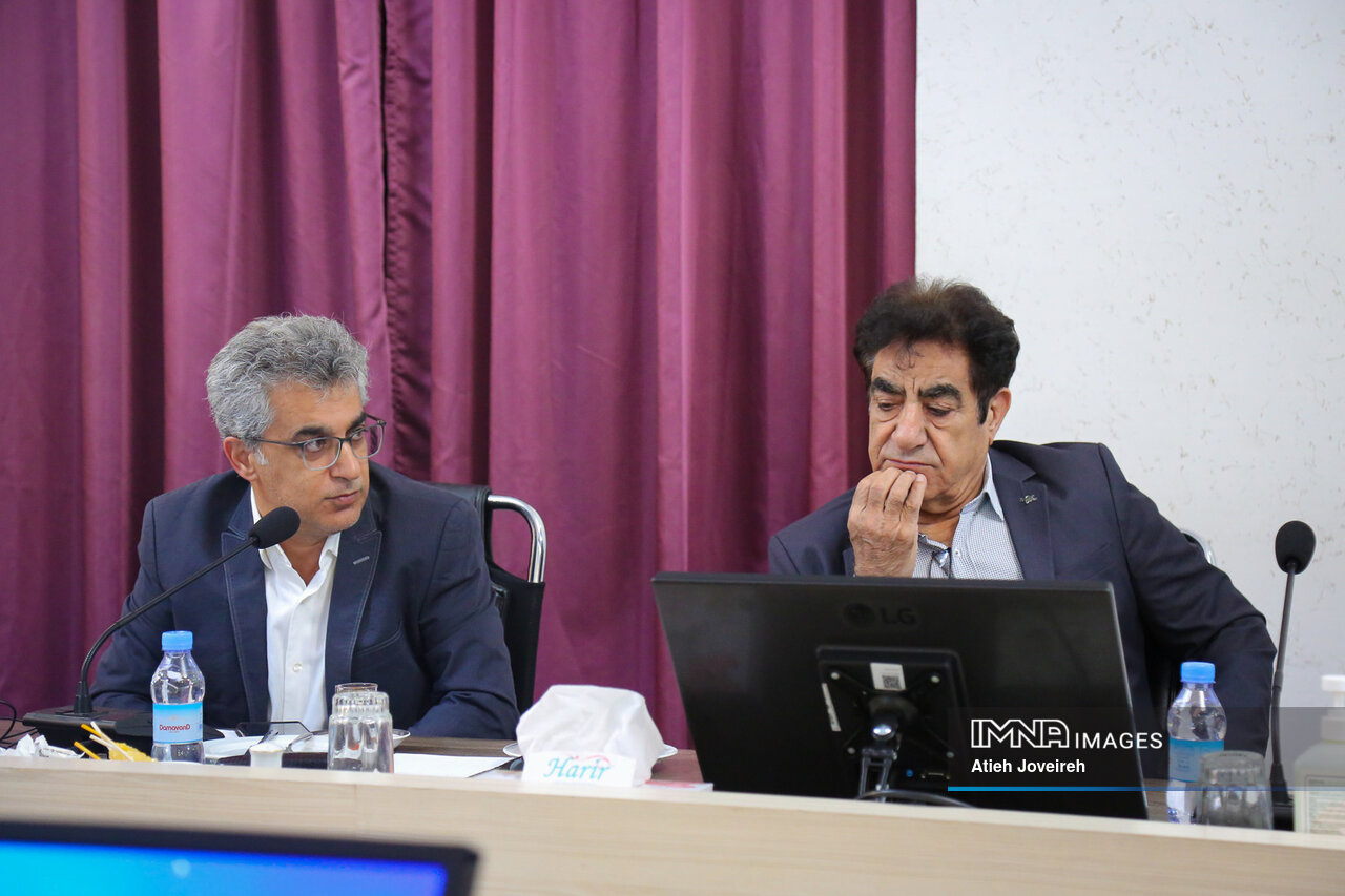 گپوگفت بیواسطه انبوهسازان مسکن با شهردار اصفهان