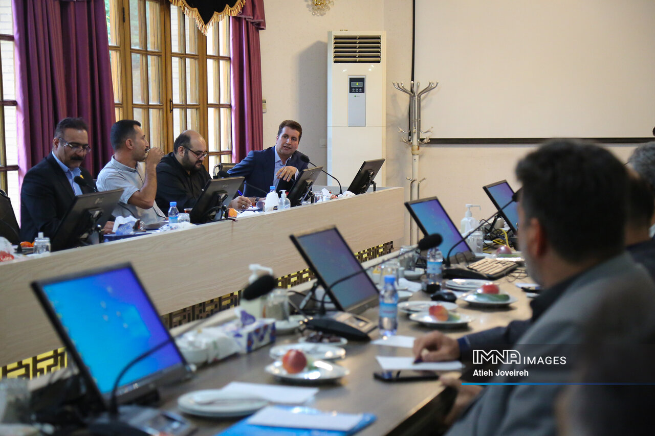 گپوگفت بیواسطه انبوهسازان مسکن با شهردار اصفهان