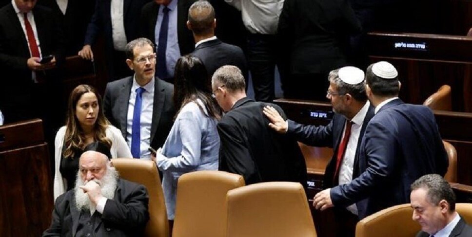 سرانجام اصلاحات قضایی مدنظر نتانیاهو در کنست تصویب شد/ اراضی اشغالی در آستانه اعتصاب