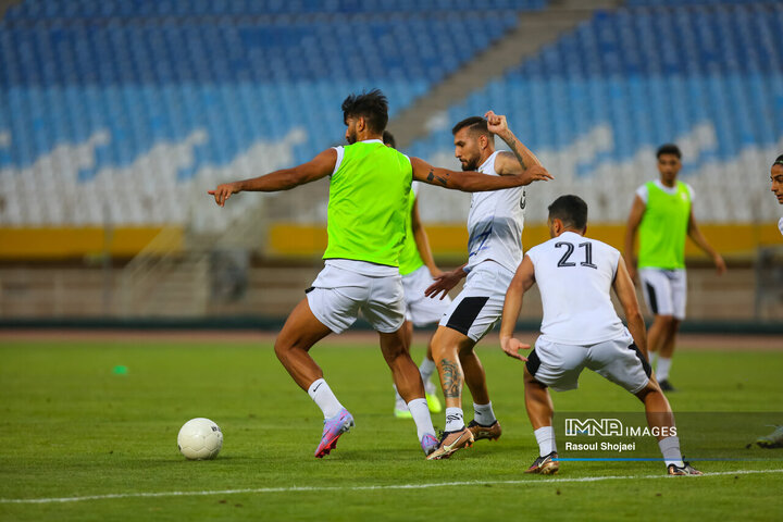 تمرین تیم فوتبال سپاهان