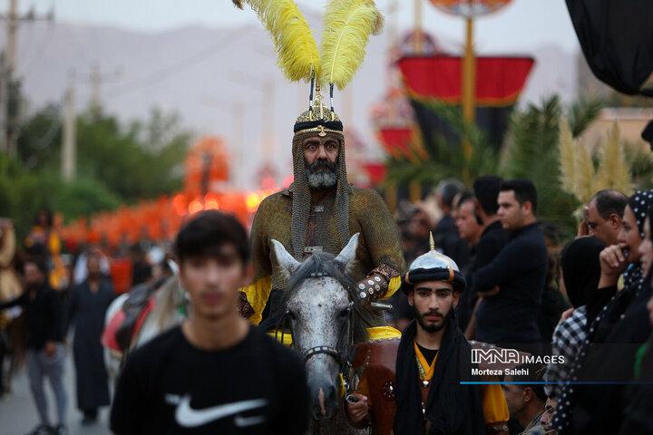 کاروان نمادین ورود امام حسین(ع) به کربلا در مبارکه