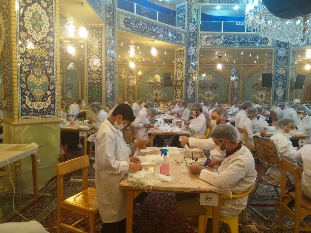 از عزاداری برای اهلبیت تا تهیه و توزیع ماسک/ این هیئت پای کار مردم ایستاده است