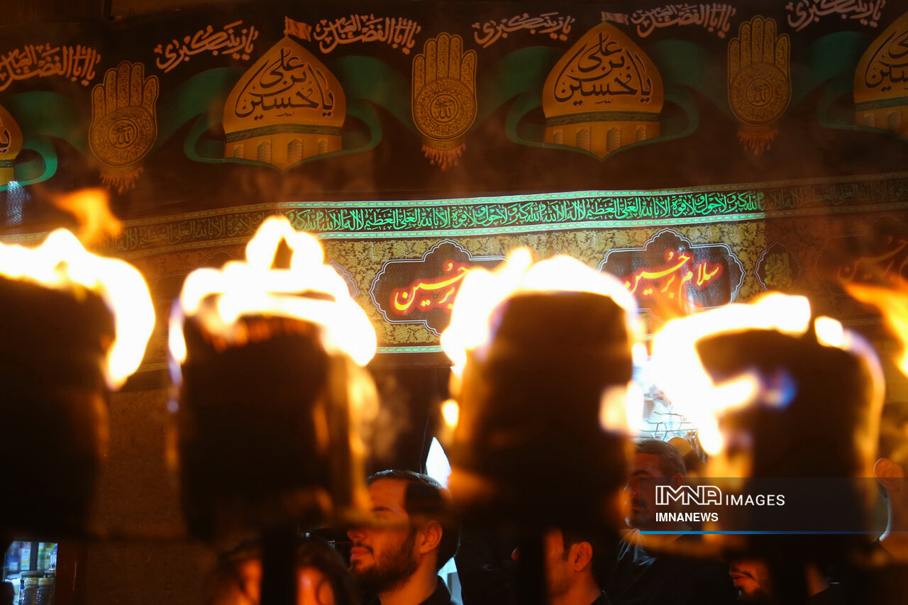 Iranians hold traditional torch relay rite to commemorate epic battle of Karbala