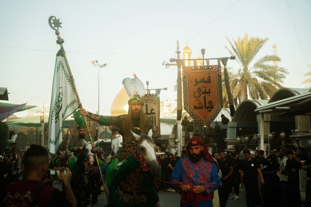 برپایی دستههای عزاداری امام حسین(ع) در کربلا+ تصاویر و فیلم