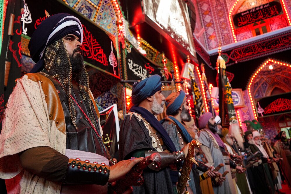 برپایی دستههای عزاداری امام حسین(ع) در کربلا+ تصاویر و فیلم