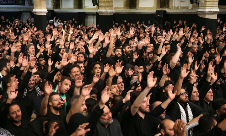مراسم عزاداری شب تاسوعای حسینی در محضر رهبر معظم انقلاب