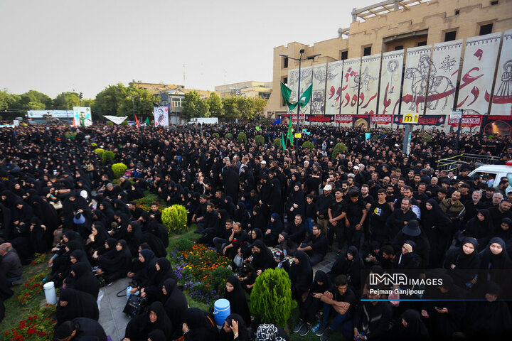 اجتماع مردمی «یوم‌الحسین(ع)» در اصفهان